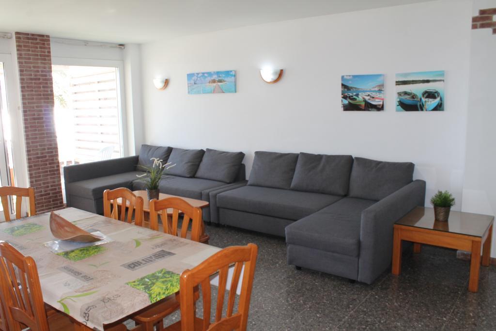 Piso Jover Alojamiento Para Mayores De 25 Anos !! Lloret de Mar Exterior foto